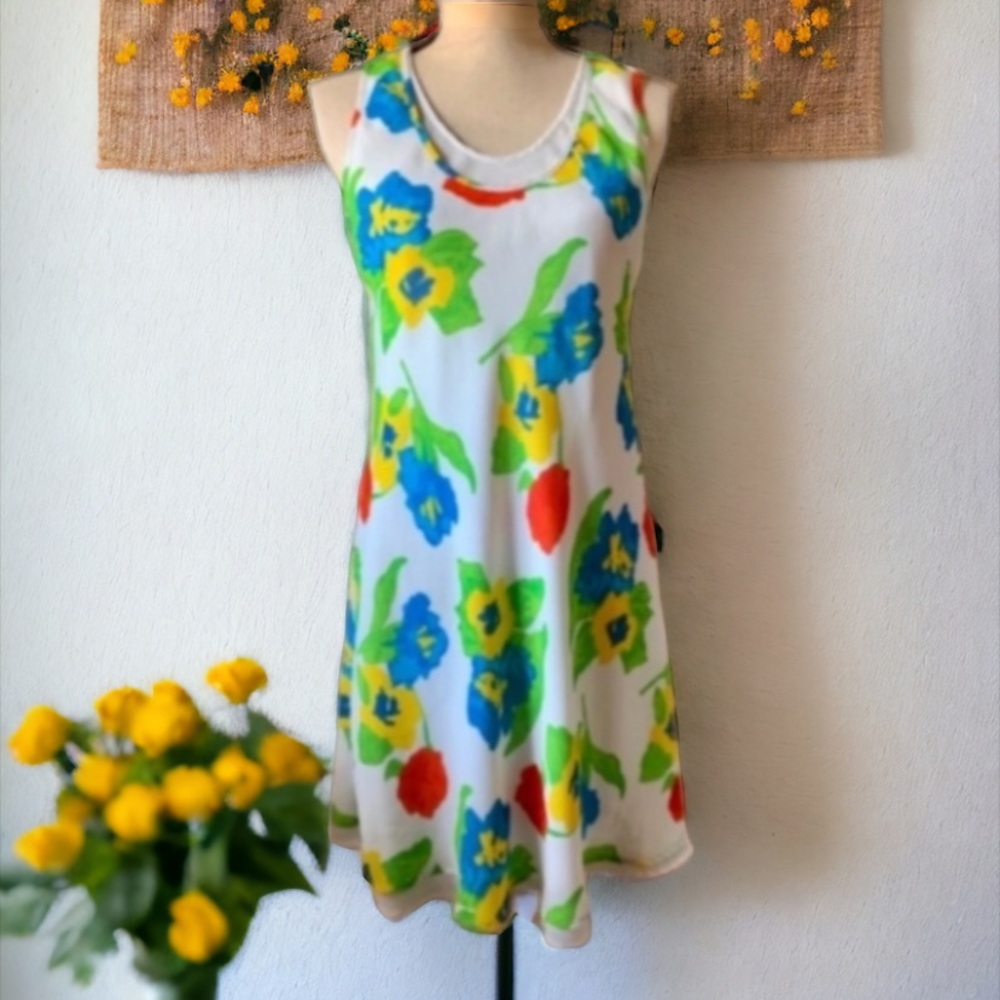 GG Caftly 90's Floral Skater Dress Size Medium - Picture 4 of 8